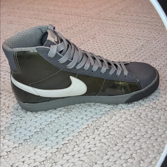 Nike Blazers size 11 - Picture 3 of 13